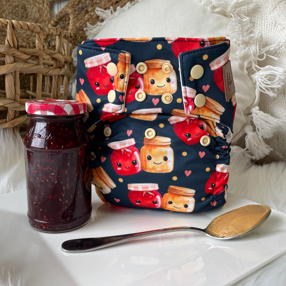 Les Confections Lili | Washable diaper | GRANDE taille | Peanut butter & Jelly (Full Print)