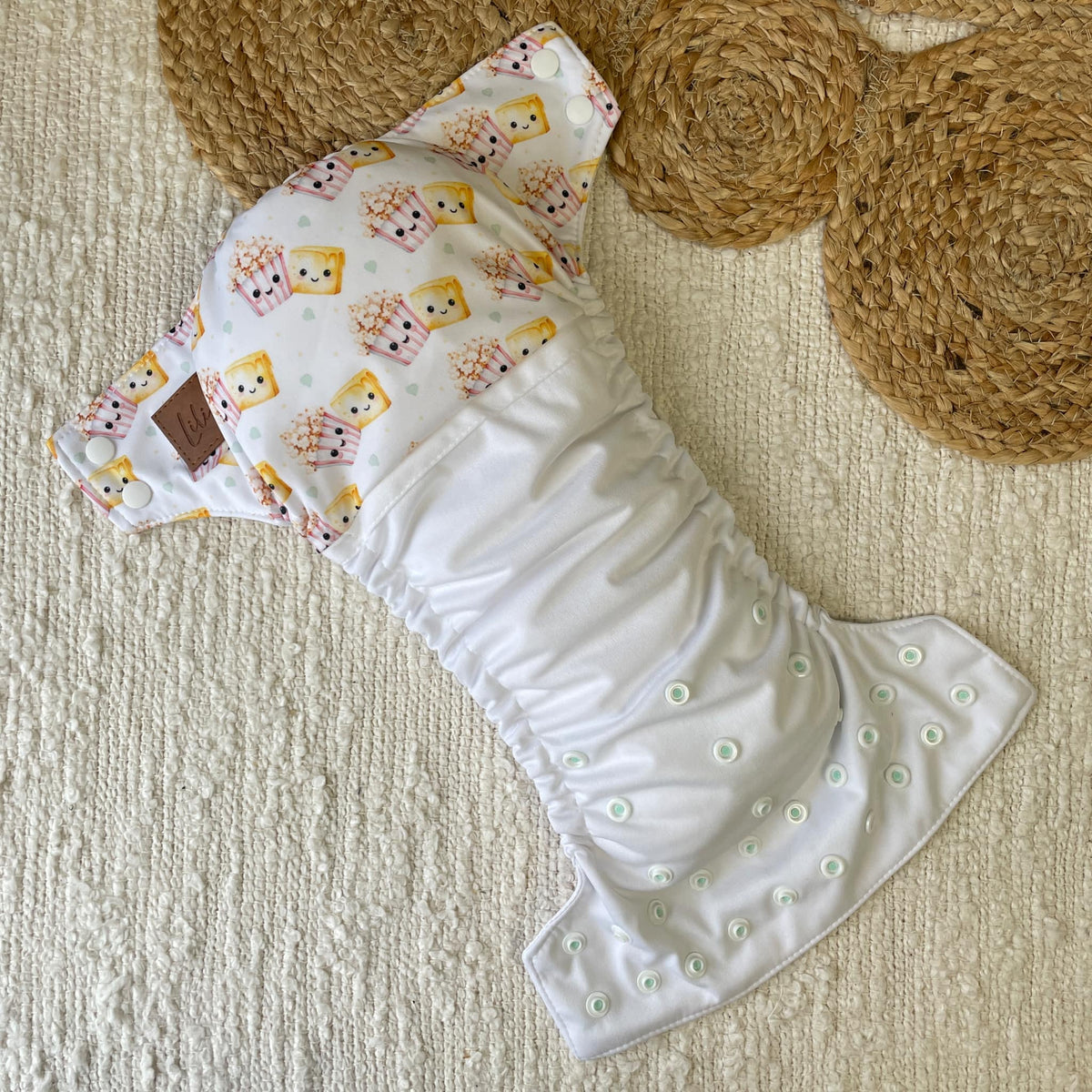 Les Confections Lili | Washable diaper | GRANDE taille | Extra butter pop corn (wrap)