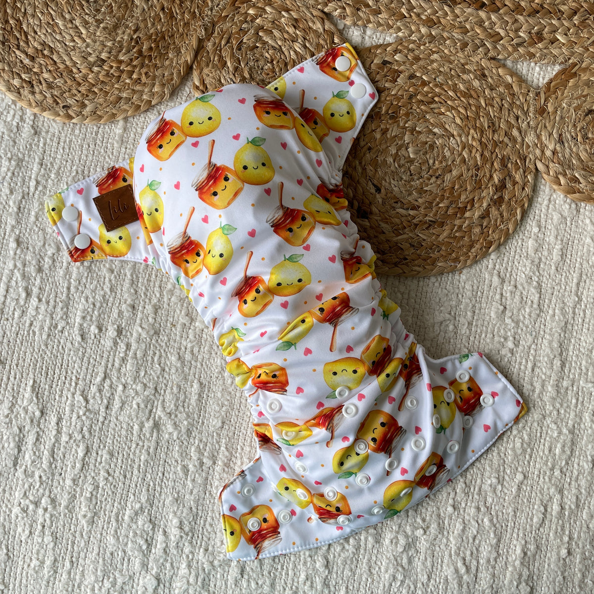 Les Confections Lili | Washable diaper | One size | Honey & lemon (Full Print)