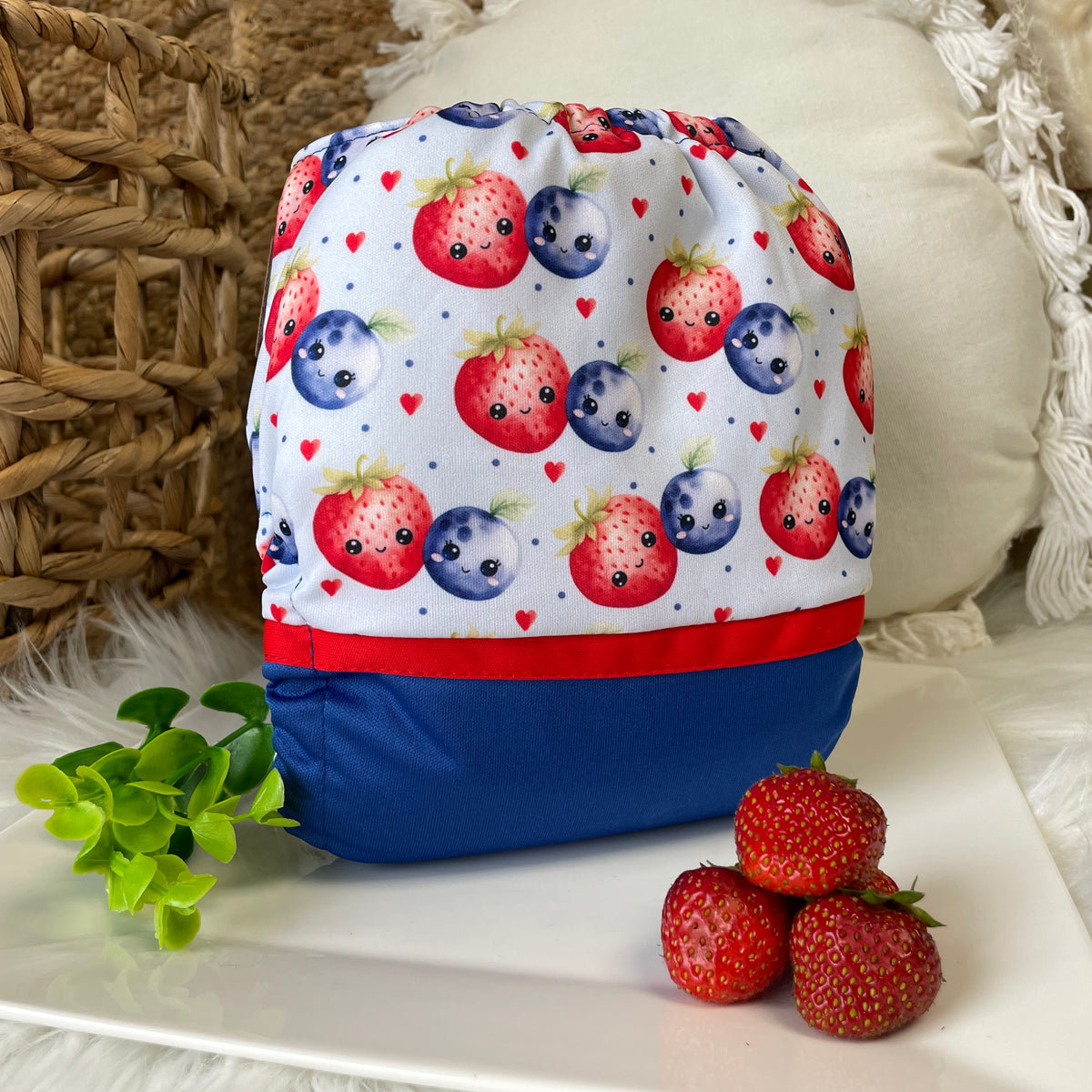 Les Confections Lili | Couche lavable | GRANDE taille | Les Inséparables - Fraises & Bleuets (wrap)