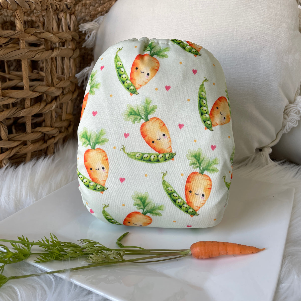 Les Confections Lili | Couche lavable | GRANDE taille | Les Inséparables - Carottes & Petits pois (Tout motif)