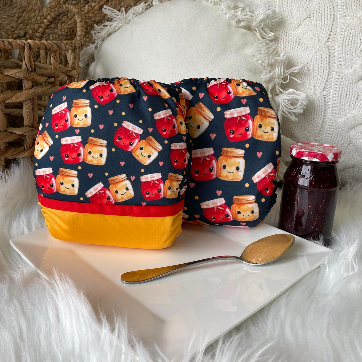 Les Confections Lili | Washable diaper | GRANDE taille | Peanut butter & Jelly (Full Print)